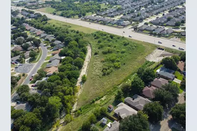 8601 Crowley Road, Fort Worth, TX 76134 - Photo 3