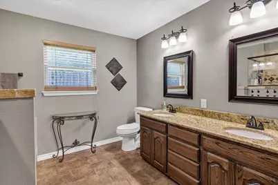 4900 Del Rio Court, De Cordova, TX 76049 - Photo 19