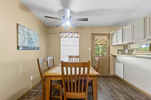 1107 Lynnwood Ct, Cleburne, TX 76033 - Photo 25