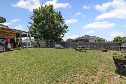 1107 Lynnwood Court, Cleburne, TX 76033 - Photo 37