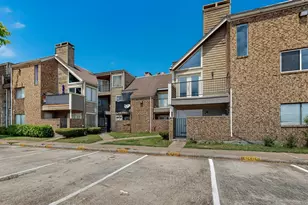 9809 Walnut St, Dallas, TX 75243 - Photo 3