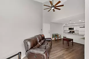 9809 Walnut St, Dallas, TX 75243 - Photo 9