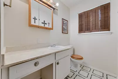 1221 Greenway Drive, Mesquite, TX 75149 - Photo 11