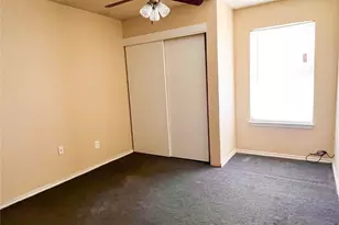 9412 Jill Ln, Dallas, TX 75227 - Photo 7