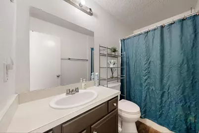 9412 Jill Lane, Dallas, TX 75227 - Photo 9