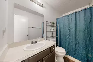 9412 Jill Ln, Dallas, TX 75227 - Photo 9