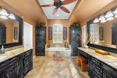 5000 Bridgewater Drive, Arlington, TX 76017 - Photo 23