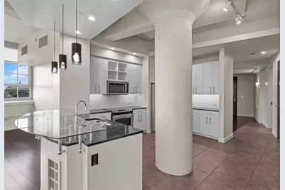 2600 W 7th Street #1439, Fort Worth, TX 76107 - Photo 3