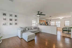 8025 Hidden Oaks Dr, Fort Worth, TX 76120 - Photo 3