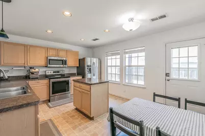 8025 Hidden Oaks Drive, Fort Worth, TX 76120 - Photo 25