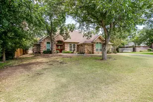 6210 Joseph Dr, Granbury, TX 76049 - Photo 3