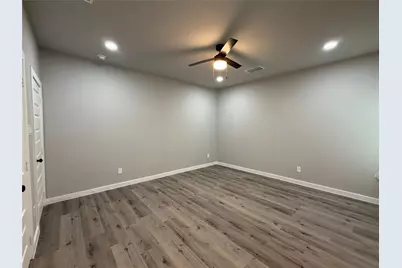 7207 Toland Street, Dallas, TX 75227 - Photo 13