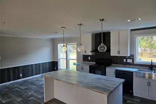 1413 Cardinal Ct, Pelican Bay, TX 76020 - Photo 5