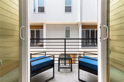 3816 San Jacinto Street #304, Dallas, TX 75204 - Photo 3