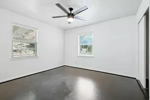 2634 Santa Cruz Dr, Dallas, TX 75227 - Photo 17