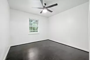 2634 Santa Cruz Dr, Dallas, TX 75227 - Photo 19