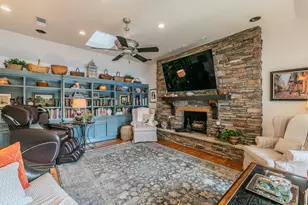 169 Pam Dr, Chico, TX 76431 - Photo 9