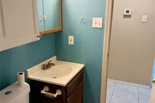 1909 Cranford Dr, Garland, TX 75041 - Photo 15