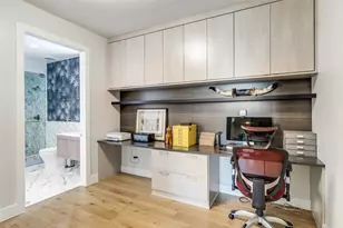 3130 N Harwood St, Dallas, TX 75201 - Photo 13