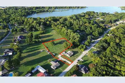 104 Chisholm Trail, Waxahachie, TX 75165 - Photo 1