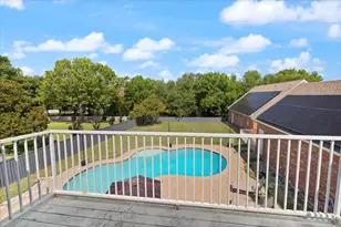 2100 Lakeridge Cir, Ennis, TX 75119 - Photo 33