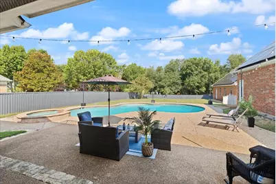 2100 Lakeridge Circle, Ennis, TX 75119 - Photo 31