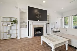 2100 Lakeridge Cir, Ennis, TX 75119 - Photo 7