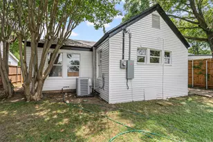 2327 Brookfield Ave, Dallas, TX 75235 - Photo 27