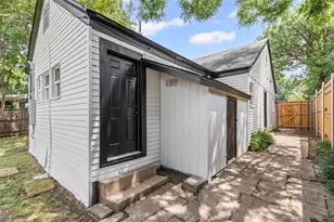 2327 Brookfield Ave, Dallas, TX 75235 - Photo 25