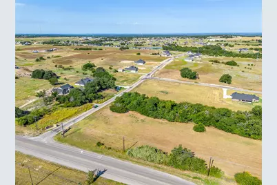 2000 Carrie Court, Weatherford, TX 76088 - Photo 5