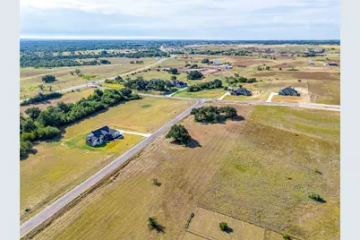 1016 Lilly Lane, Weatherford, TX 76088 - Photo 5