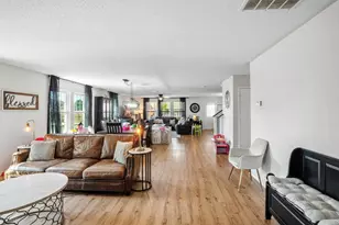 2464 Arroyo Springs Dr, Grand Prairie, TX 75052 - Photo 5