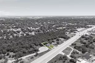 515 McDonald St, Hillsboro, TX 76645 - Photo 1