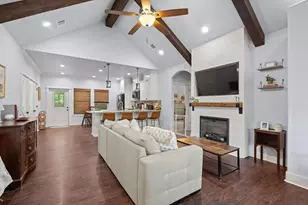 610 W Elm St, Denison, TX 75020 - Photo 5