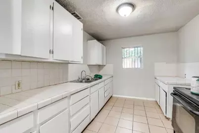 4404 Colonial Avenue, Dallas, TX 75215 - Photo 5