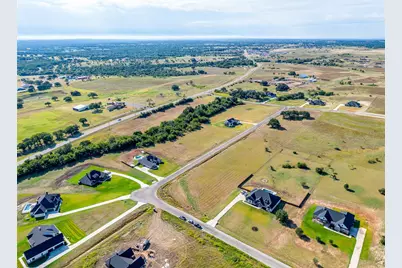 2016 Carrie Court, Weatherford, TX 76088 - Photo 13