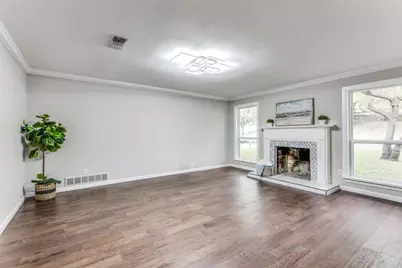 28 Mont Del Drive, Benbrook, TX 76132 - Photo 17