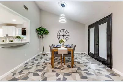 28 Mont Del Drive, Benbrook, TX 76132 - Photo 9