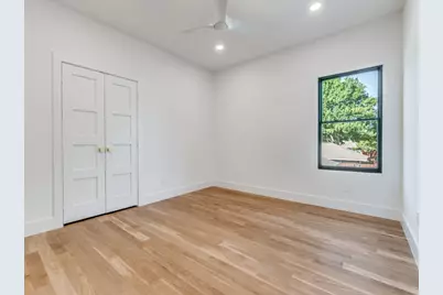 10641 Larchfield Lane, Dallas, TX 75238 - Photo 31