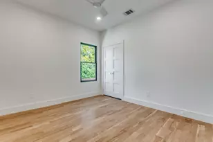 10641 Larchfield Ln, Dallas, TX 75238 - Photo 27