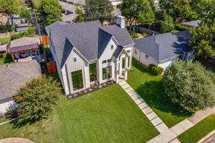 10641 Larchfield Ln, Dallas, TX 75238 - Photo 39