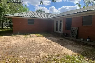 817 E Holly Ln, Mexia, TX 76667 - Photo 13