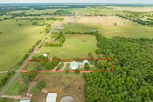 6150 Old Clarksville Rd, Reno, TX 75462 - Photo 35