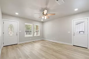 62 Live Oak St, Alvarado, TX 76009 - Photo 13