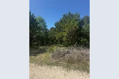 902 Plains Court, Granbury, TX 76048 - Photo 5