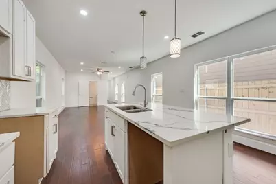 2346 Scott Street, Dallas, TX 75215 - Photo 9