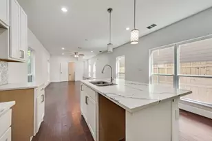 2346 Scott St, Dallas, TX 75215 - Photo 9