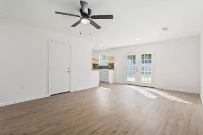 936 Duty Avenue, Waco, TX 76706 - Photo 9