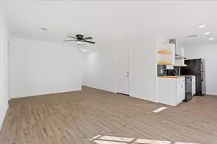 936 Duty Ave, Waco, TX 76706 - Photo 7