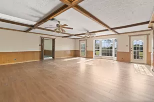 1944 County Rd 401, Alvarado, TX 76009 - Photo 13